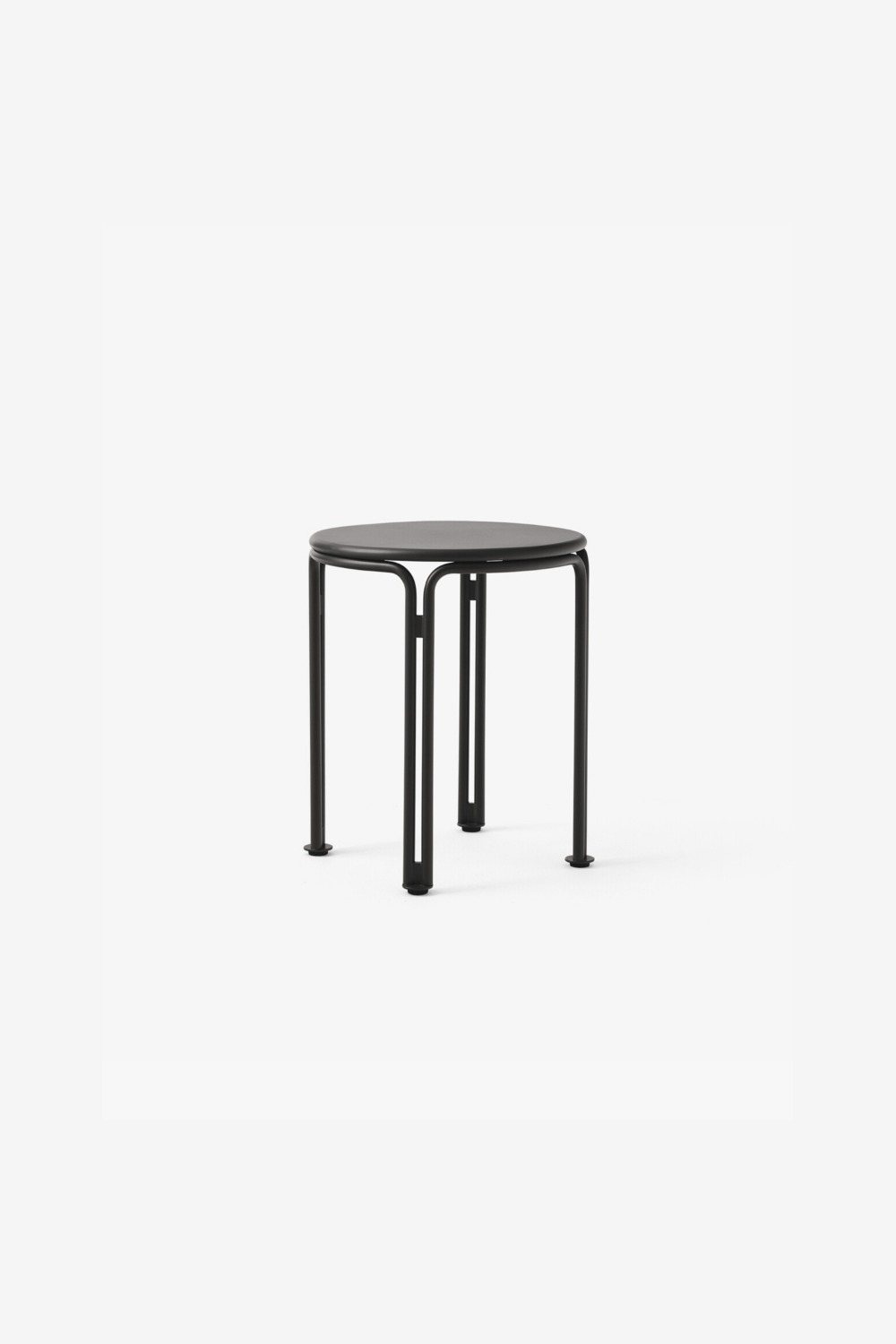 [&amp;Tradition] Thorvald Side Table /SC102 (Warm Black)