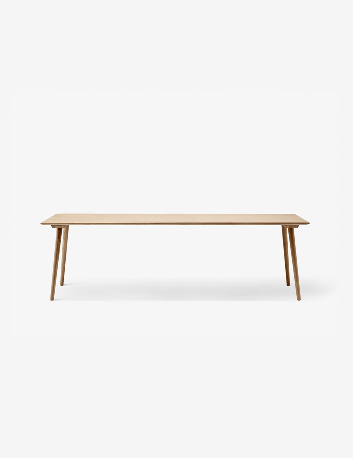[&amp;Tradition] In Between Table / SK6 (Clear Oak)